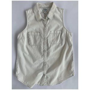 Sleeveless Denim Light Wash Button Down Pocket Top